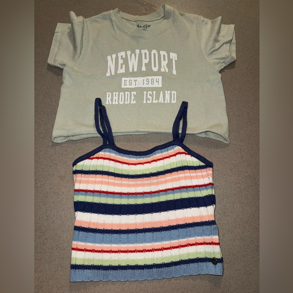 2 Medium cropped tops John Galt and Roxy